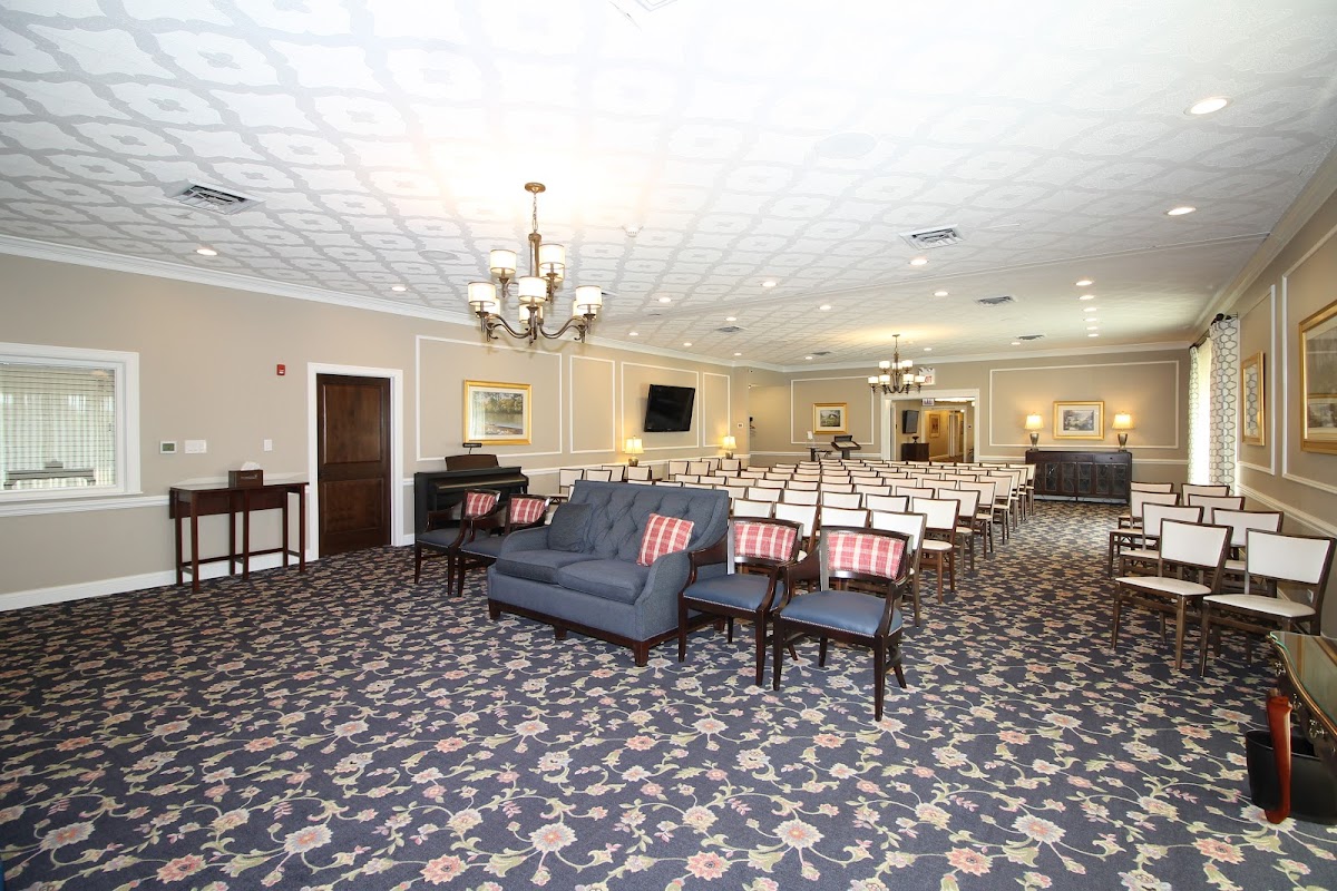 Ahlgrim & Sons Funeral & Cremation Services building in Schaumburg, Illinois