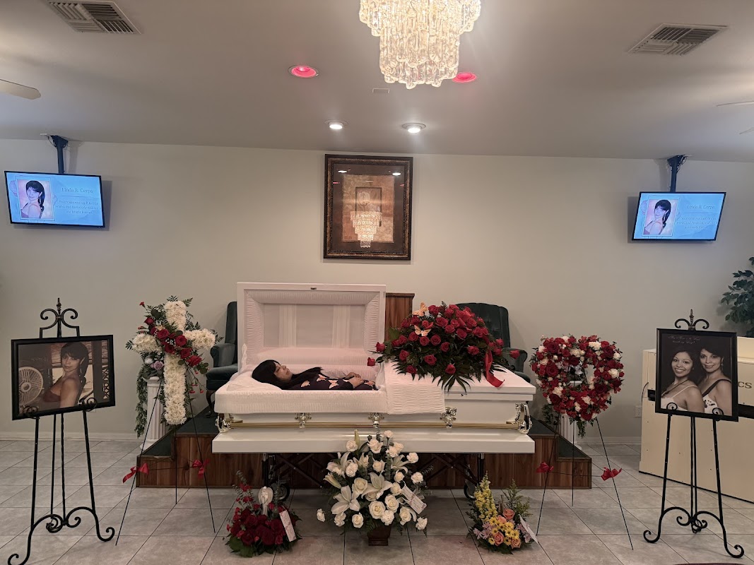 Alexander Funeral Home building in Winter Haven, Florida