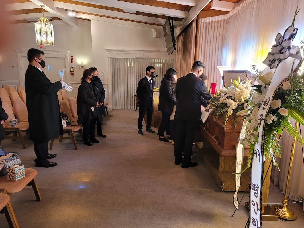 Allen Brothers Mortuary - San Marcos Chapel building in San Marcos, California