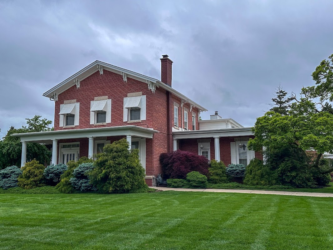 Allore Funeral Home - Monroe Chapel building in Monroe, Michigan