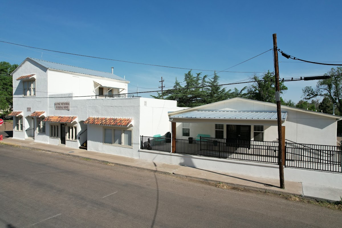 Alpine Memorial Funeral Home building in Alpine, Texas