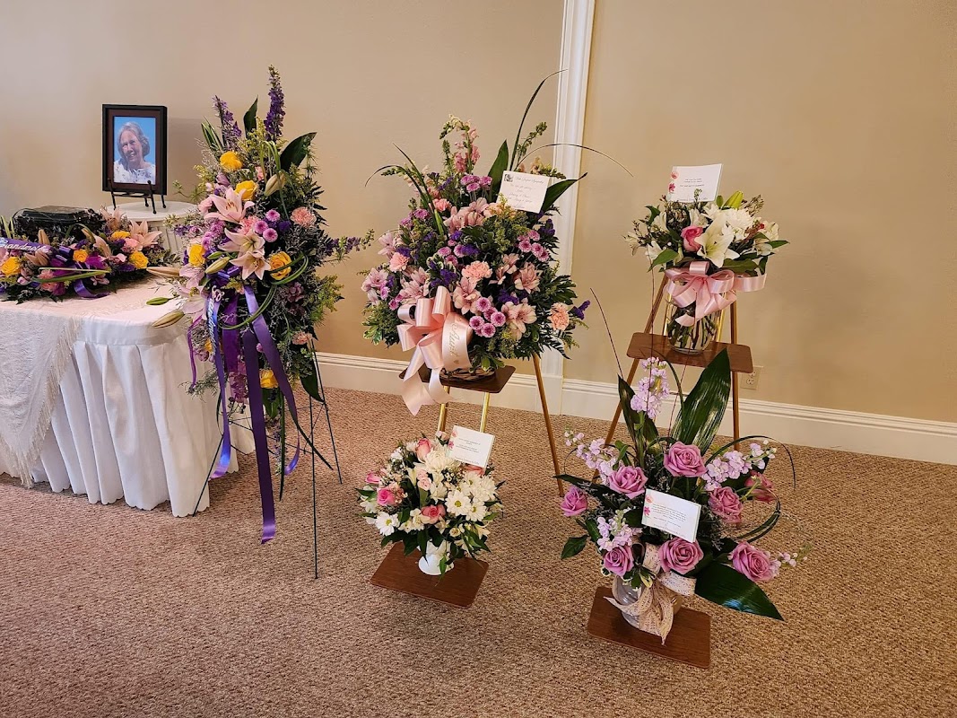 Aly Funeral Homes building in Eddyville, Illinois