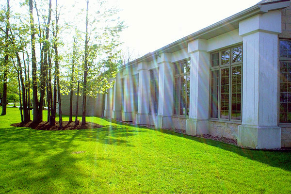 Amherst Memorial Chapel Llc building in Getzville, New York