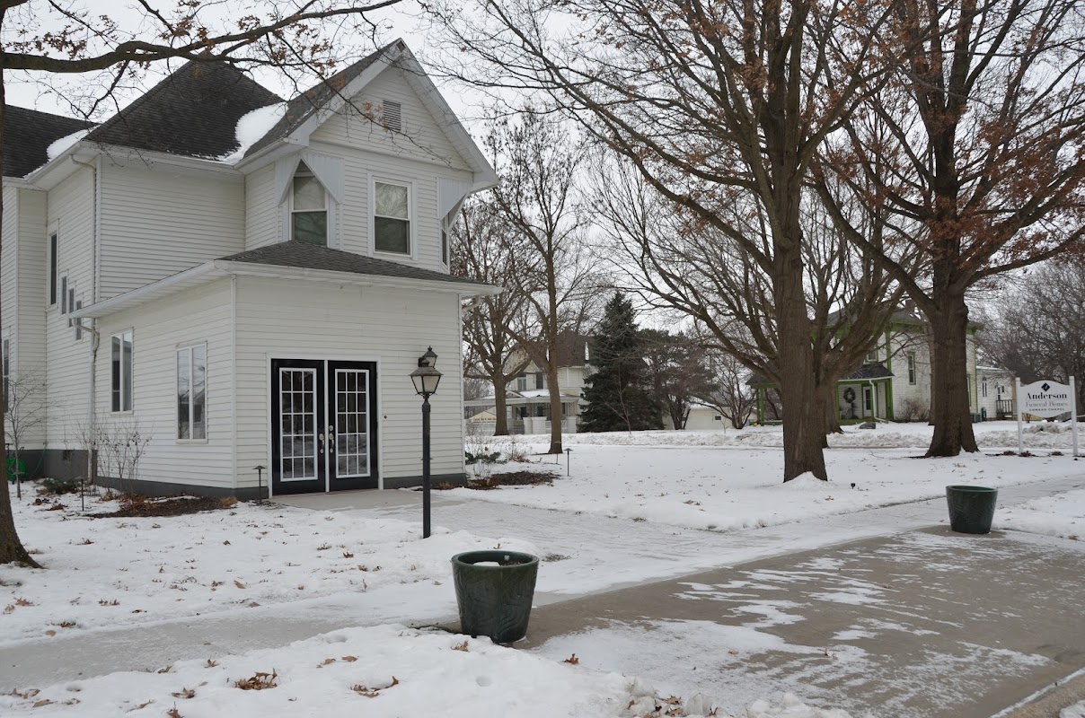 Anderson Funeral Homes Conrad Chapel building in Conrad, Iowa