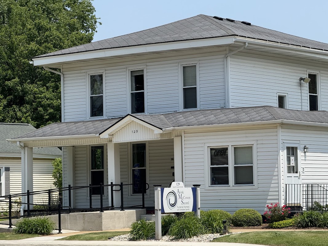 Avink Funeral Home/Cremation Society building in Schoolcraft, Michigan