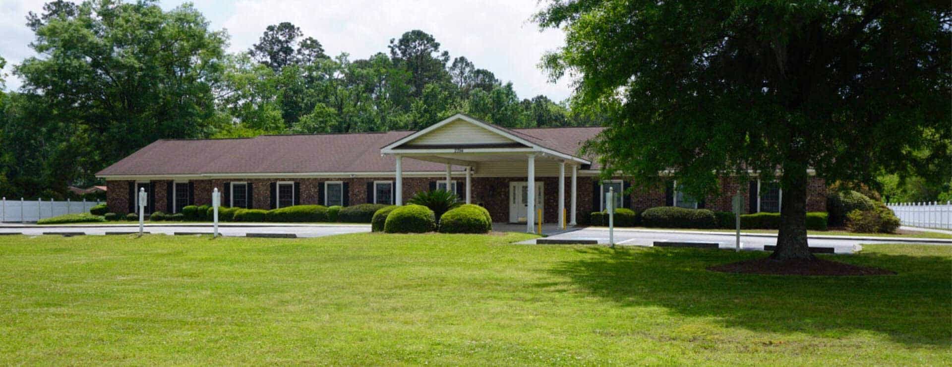 Baker McCullough Funeral Home & Crematory building in Garden City, Georgia