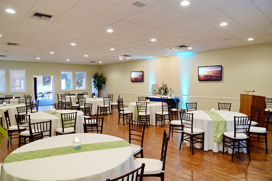 Baldwin-Fairchild Funeral Homes - W Altamonte Chapel building in Altamonte Springs, Florida