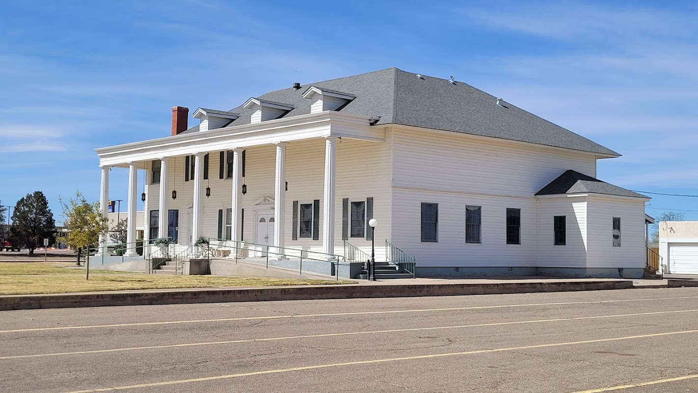 Ballard Funeral Home & Crematory building in Roswell, New Mexico