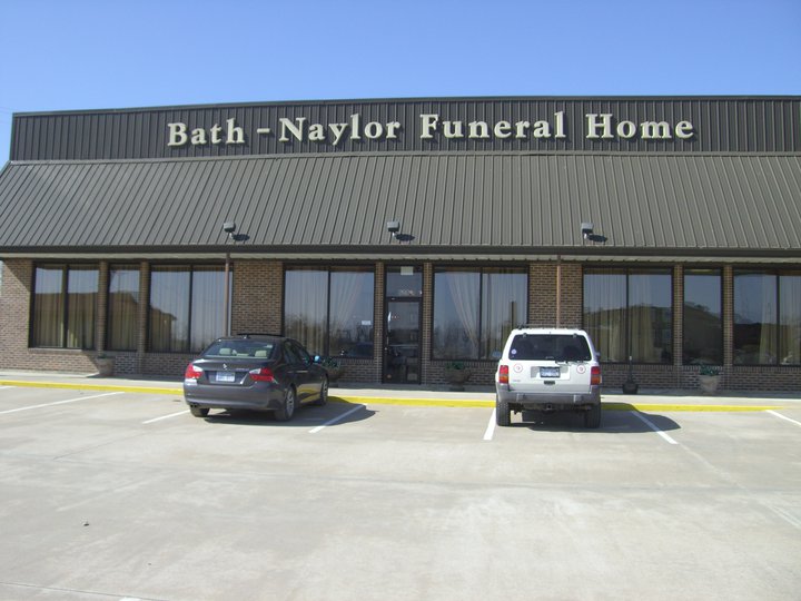 Bath-Naylor Funeral Home building in Columbus, Kansas