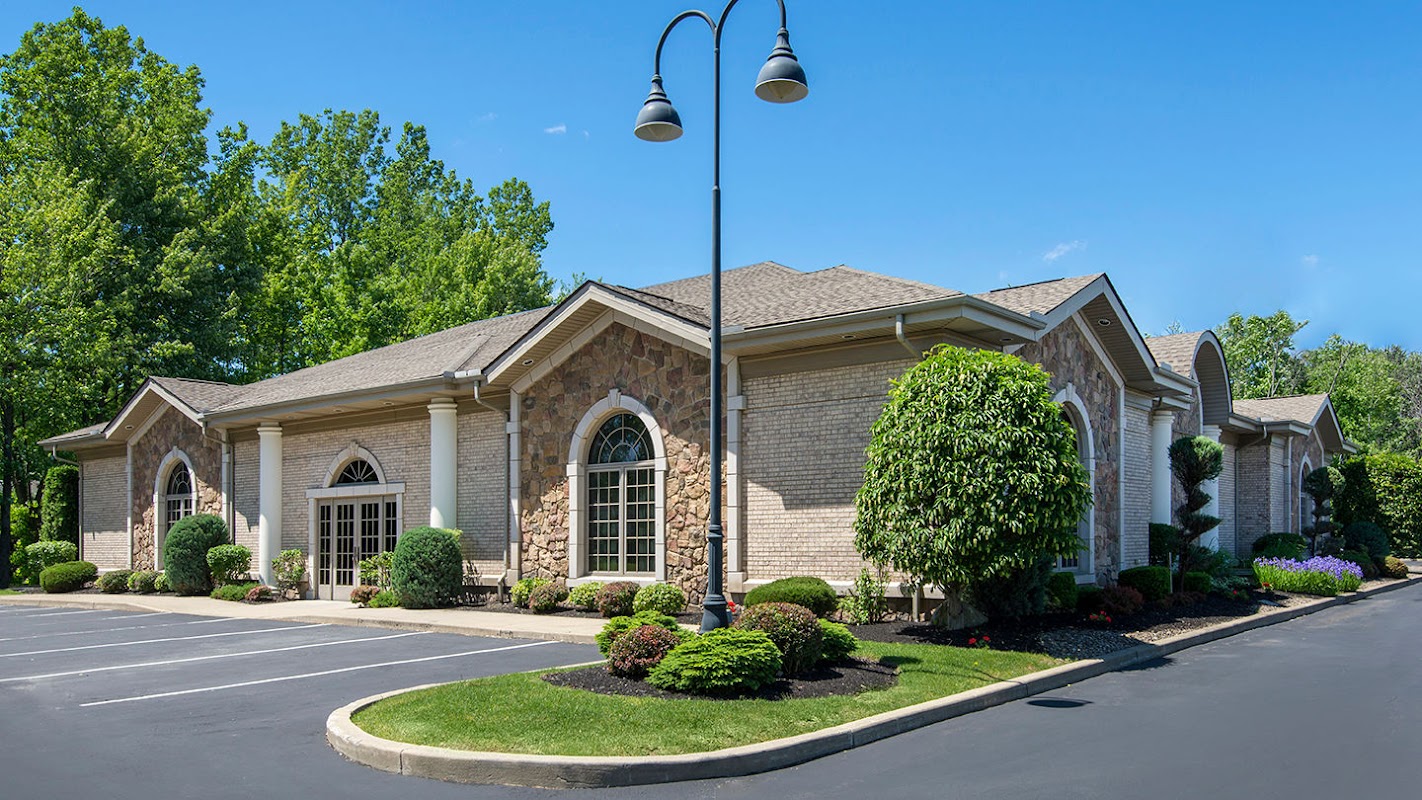 Beach-Tuyn Funeral Home building in Williamsville, New York