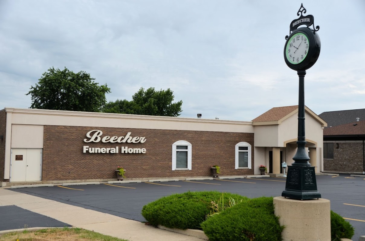 Beecher Funeral Home building in Beecher, Illinois