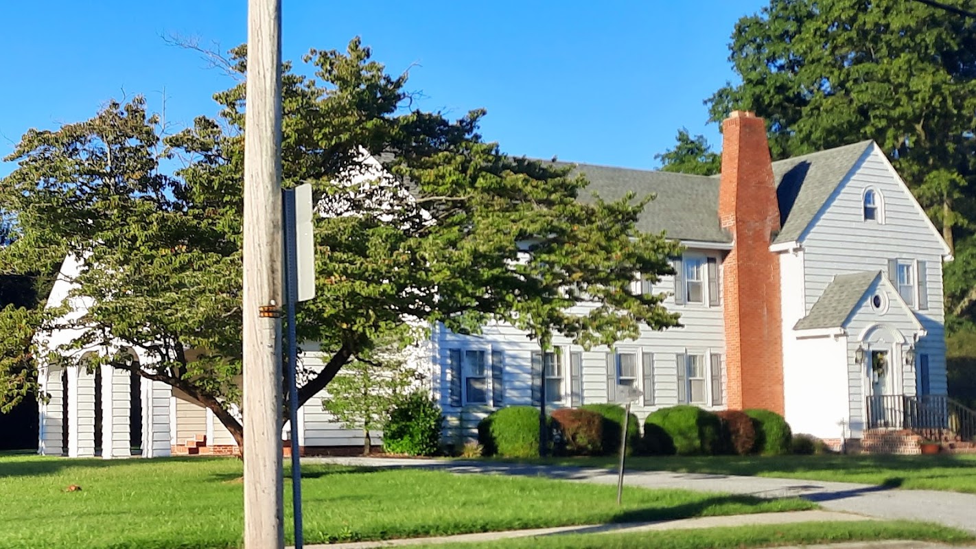 Berry-Short Funeral Home building in Felton, Delaware