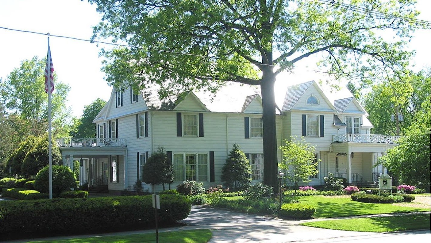 Bissler & Sons Funeral Home building in Kent, Ohio