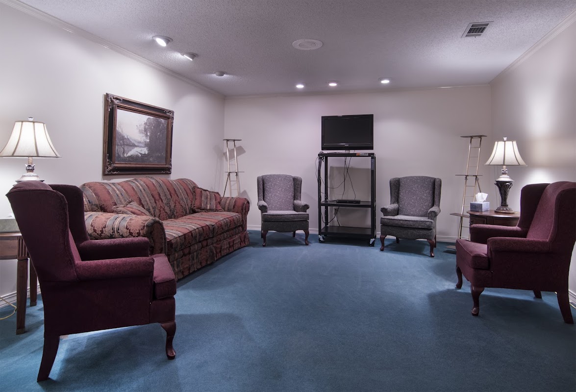 Brazzel-Oakcrest Funeral Home building in Hope, Arkansas