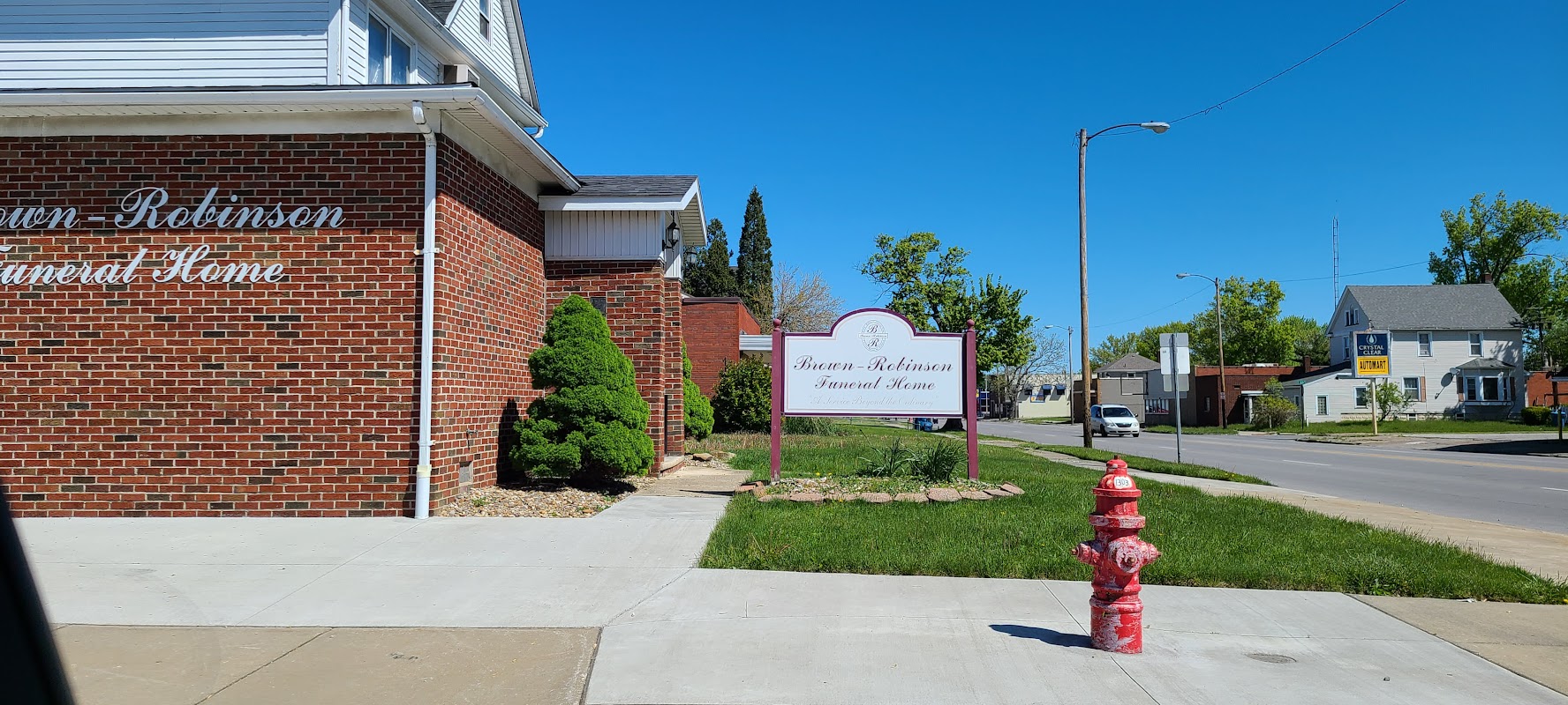Brown-Robinson Funeral Home building in Lorain, Ohio