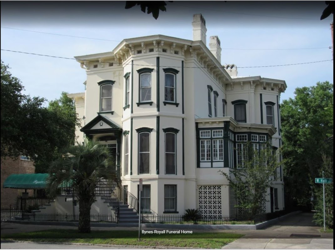 Bynes-Royall Funeral Home building in Savannah, Georgia
