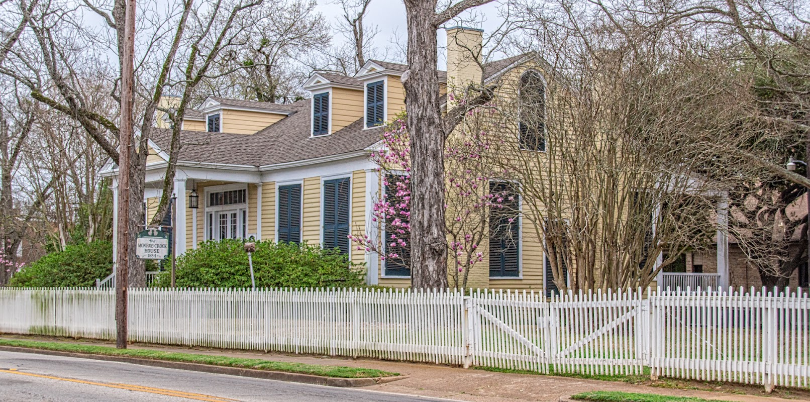 Callaway-Allee Funeral Home building in Crockett, Texas