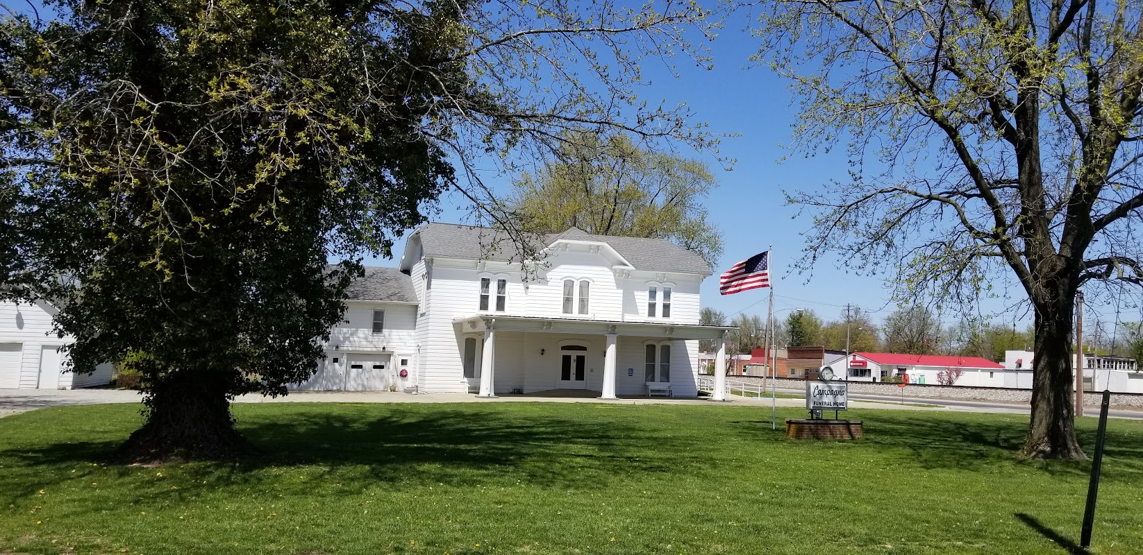 Campagna Funeral Home building in Ashley, Illinois