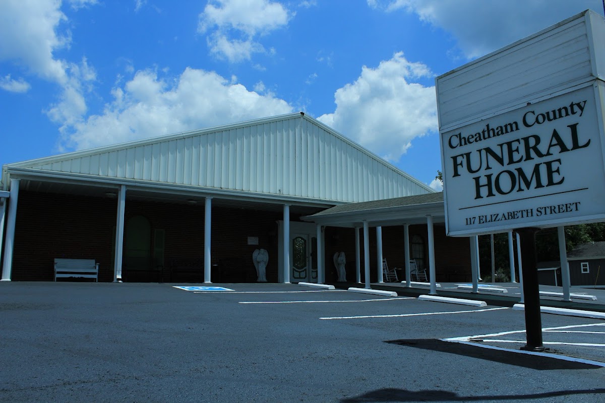 Cheatham County Funeral Home building in Ashland City, Tennessee