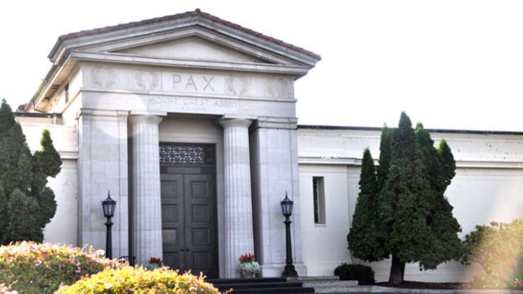 City View Funeral Home Cemetery & Crematory building in Salem, Oregon
