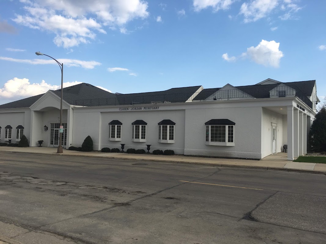 Clasen-Jordan Mortuary building in Austin, Minnesota