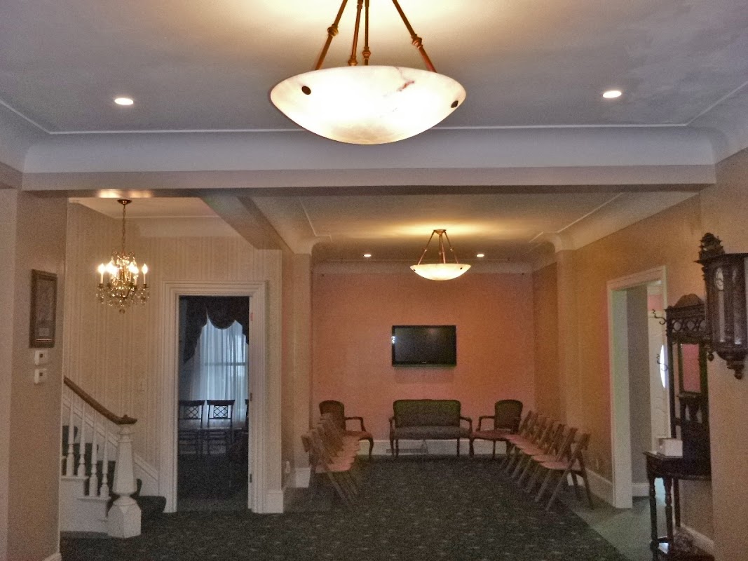 Cole Funeral Chapel building in Chelsea, Michigan
