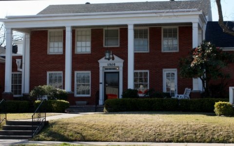 Commerce Funeral Home & Cremation Service building in Commerce, Texas