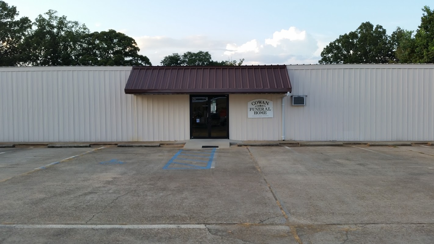 Cowan Funeral Home building in Lucedale, Mississippi
