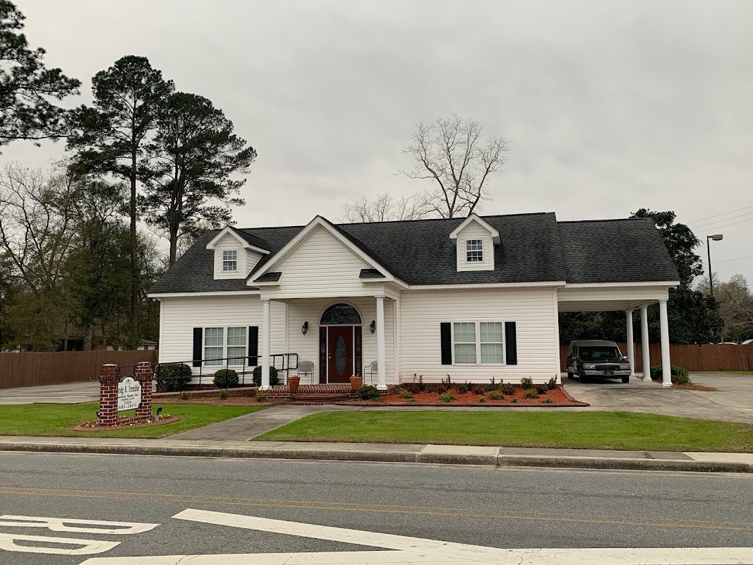 Craig R. Tremble Funeral Home - Pembroke Chapel building in Pembroke, Georgia