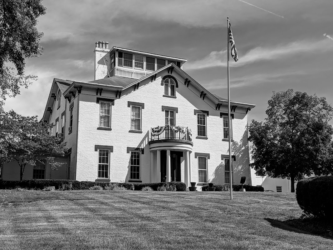 Craver-Riggs Funeral Home building in Milford, Ohio