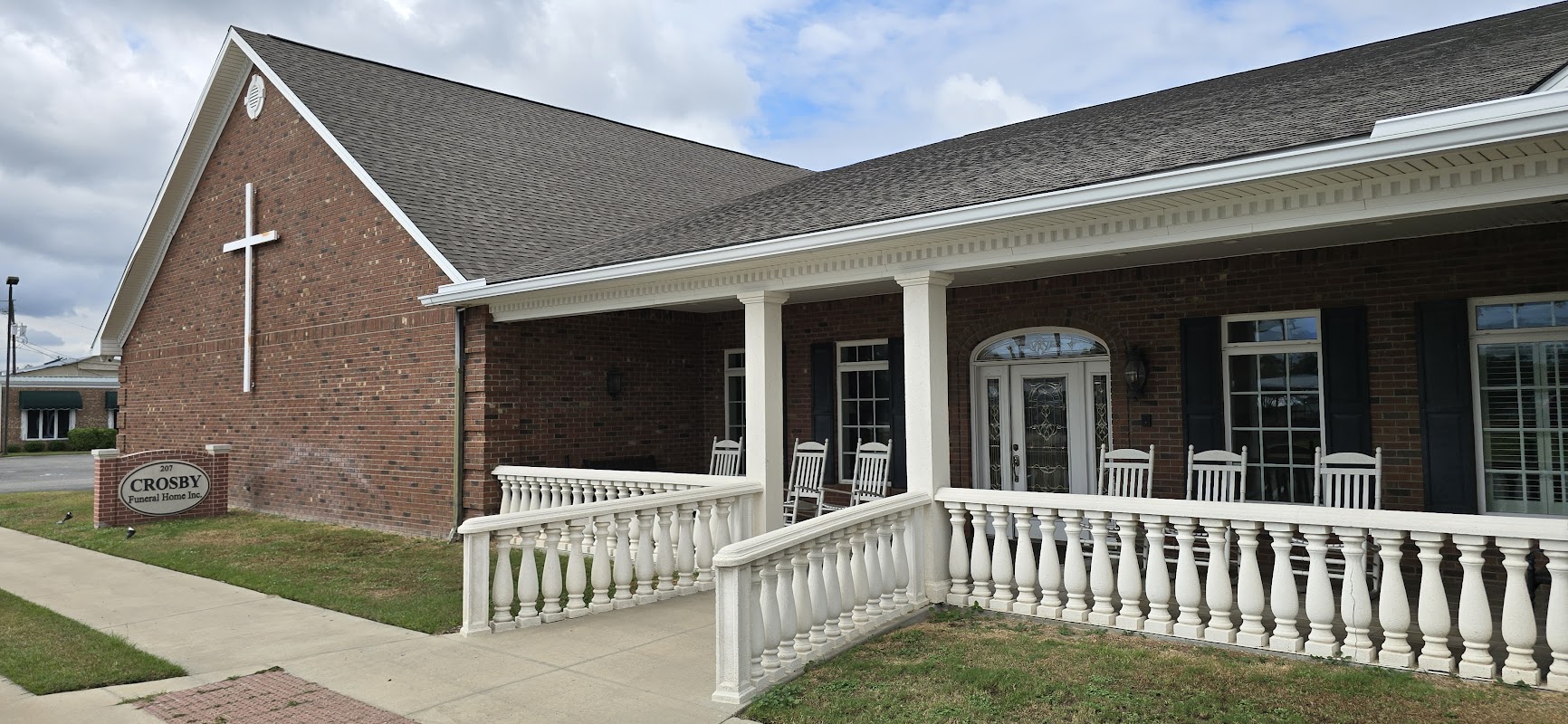 Crosby Funeral Home building in Alma, Georgia