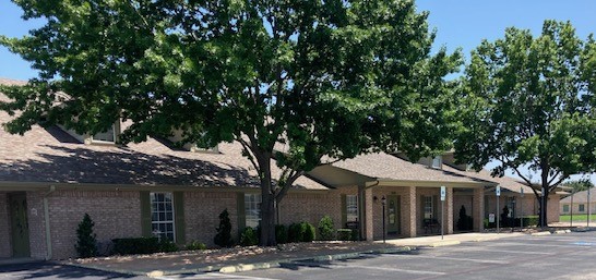 Crosier-Pearson Cleburne Funeral Home building in Cleburne, Texas