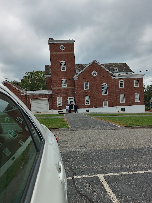 Davis-Turner Funeral Service building in Lynchburg, Virginia