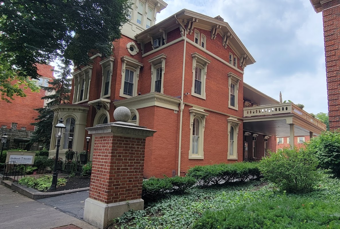 DeBord Snyder Funeral Home & Crematory building in Lancaster, Pennsylvania