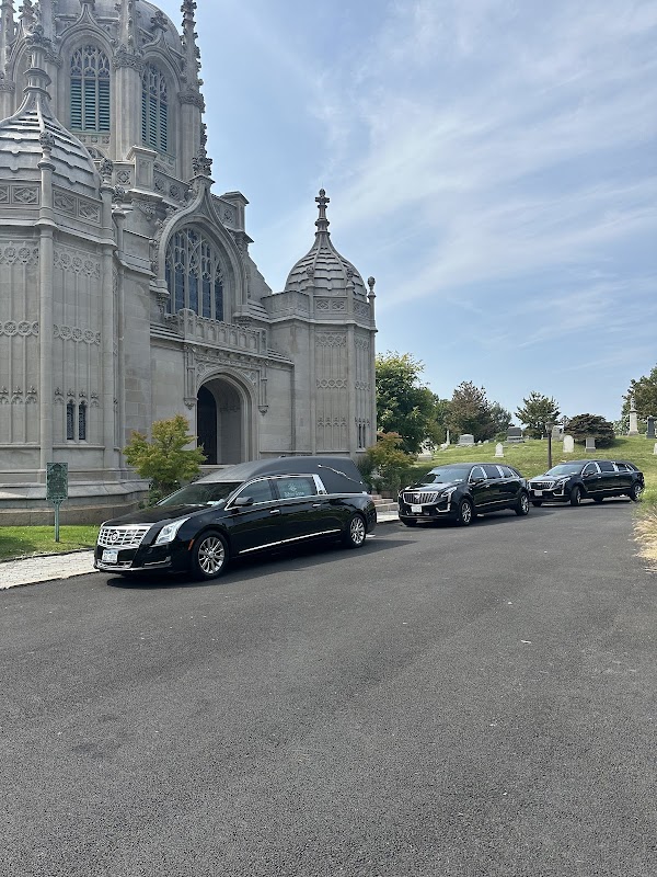 Defriest-Grattan Funeral Homes Inc building in Mattituck, New York
