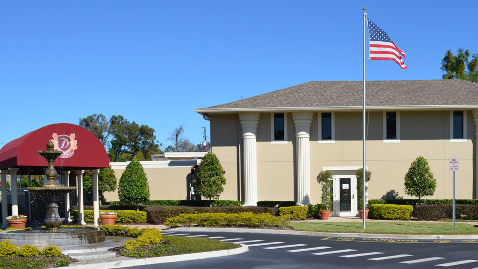 DeGusipe Funeral Home & Crematory building in Maitland, Florida