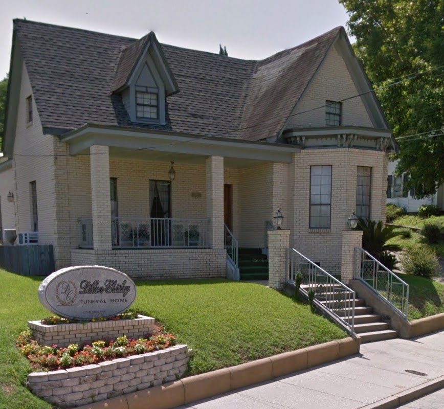 Dillon-Chisley Funeral Home building in Vicksburg, Mississippi