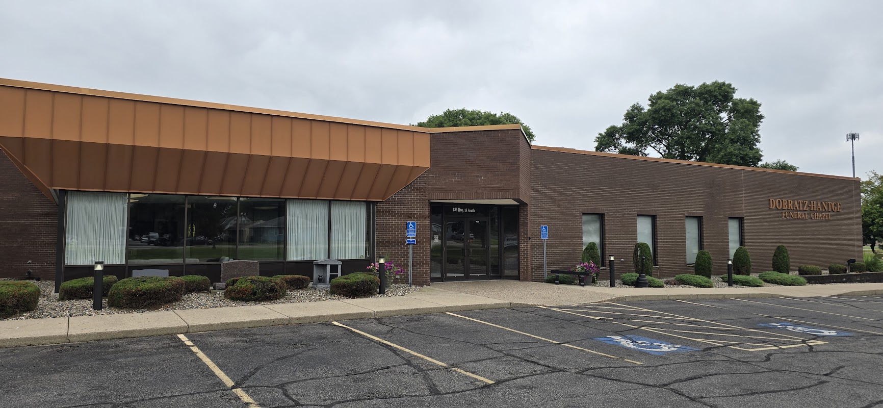 Dobratz-Hantge Chapel building in Hutchinson, Minnesota