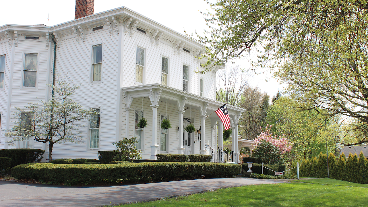 Donovan Funeral Home building in Tallmadge, Ohio