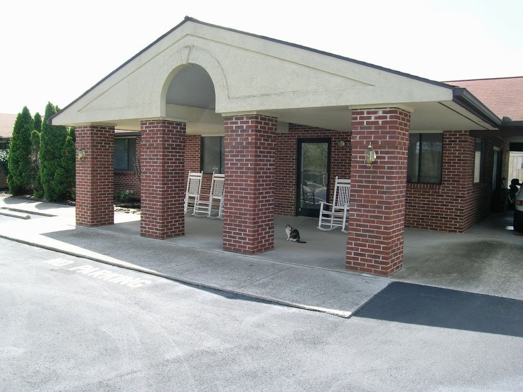 Dotson Funeral Home building in Maryville, Tennessee