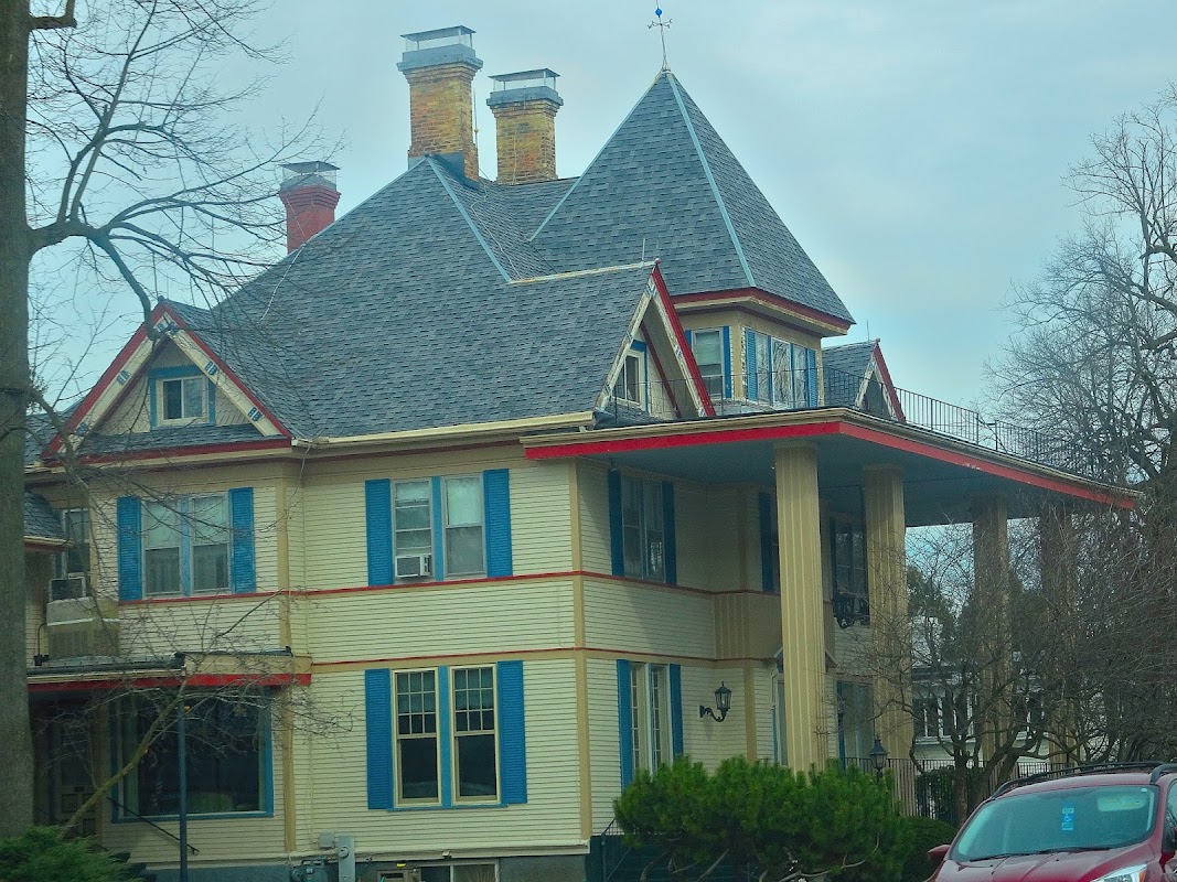 Dunlap Memorial Home building in Fort Atkinson, Wisconsin