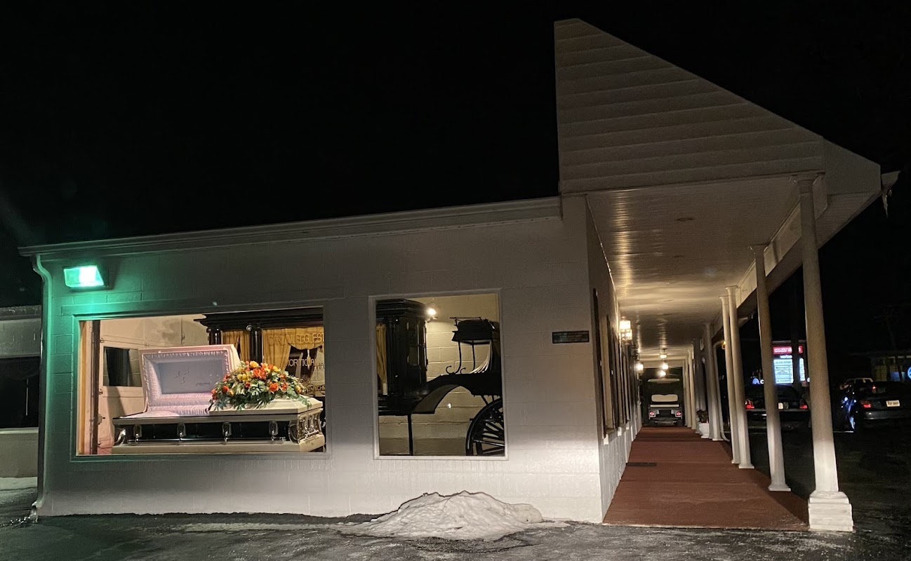 E B Allen Funeral Home building in Farmville, Virginia