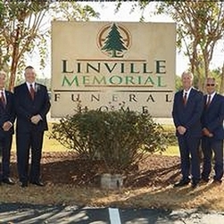 Linville Memorial Funeral Home building in Eclectic, Alabama