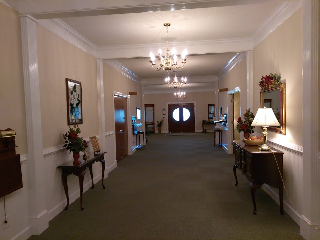 Evans Funeral Home & Memory Gardens building in Jefferson, Georgia
