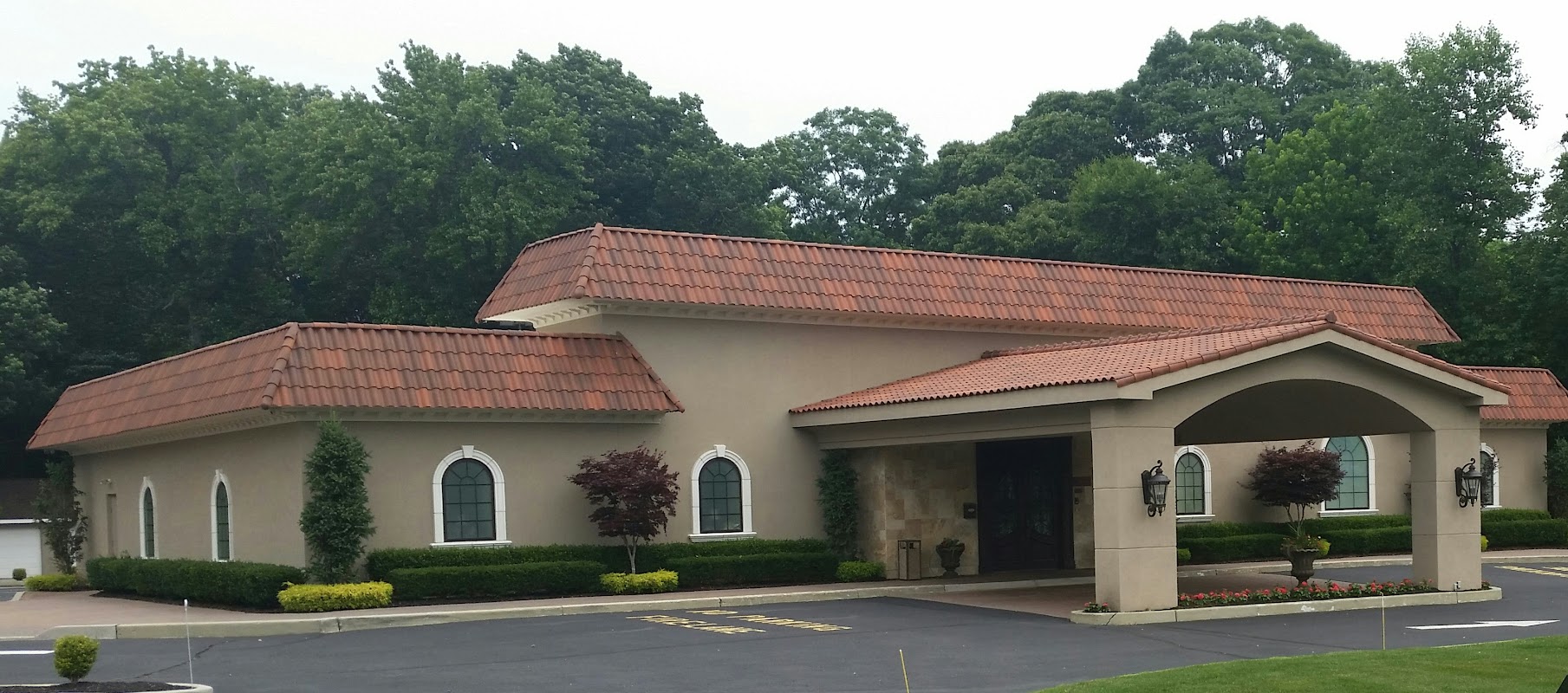 Evergreen Memorial Funeral Home & Cremation Service LLC building in Middletown, New Jersey