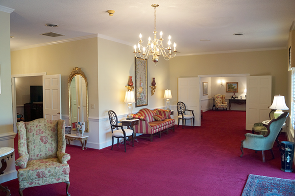 Farmer Funeral Service building in Ayden, North Carolina