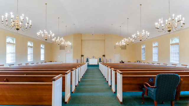 Floral Hills Funeral Home and Cremation Services building in Tucker, Georgia