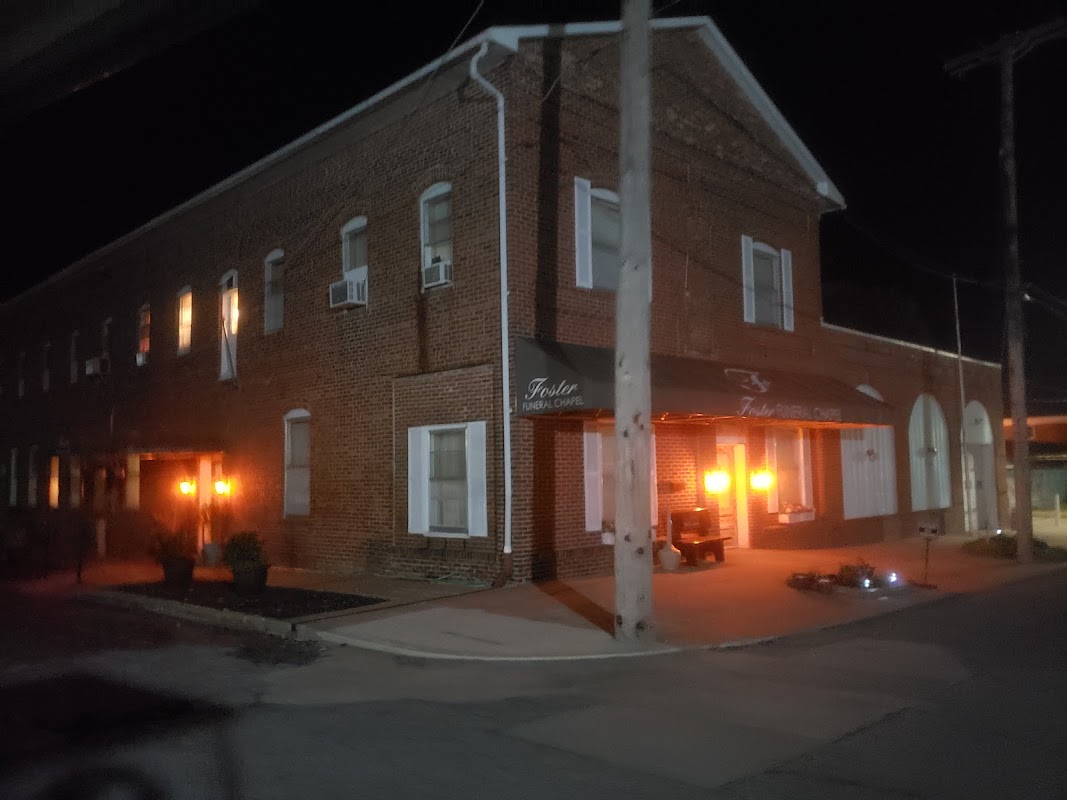 Foster Family Funeral Chapel & Cremation Services building in Carrollton, Missouri