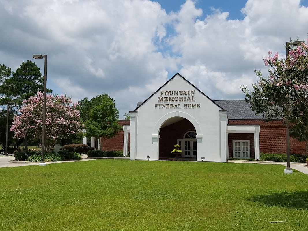 Fountain Memorial Funeral Home & Cemetery building in Lafayette, Louisiana