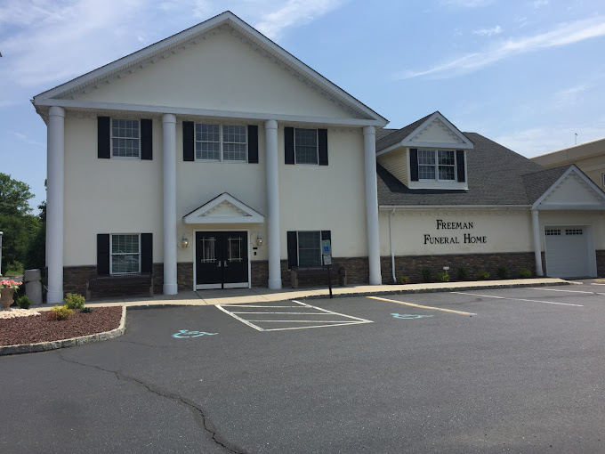 Freeman Manalapan-Marlboro Funeral Home building in Manalapan, New Jersey